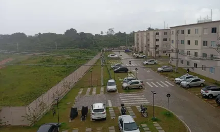 Apartamento à venda em Camaçari-BA, Cajazeiras de Abrantes: 2 quartos, 2 salas, 1 banheiro, 1 vaga de garagem, 42m².