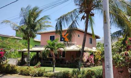 Casa em Condomínio na Barra do Jacuípe-BA: 4 quartos, 1 suíte, 2 salas, 3 banheiros, 4 vagas, 400m² de área.