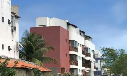 Loft de luxo à venda em condomínio exclusivo na Praia do Flamengo, Salvador-BA: 1 quarto, 1 sala, 1 banheiro, 4 vagas de garagem, 115m².