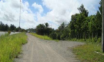 Terreno de 127.000m² em condomínio à venda em Camaçari-BA, no bairro Parafuso: excelente oportunidade!