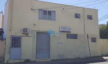 Area comercial com 2  salas e 2 casas  a venda na rua tupi