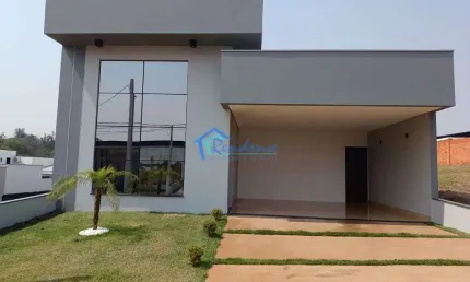 Casa recém construída, dentro do condomínio pra quem busca tranquilidade e conforto.