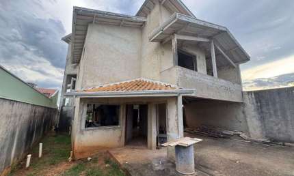 Oportunidade, venham conhecer  esse lindo imóvel  em fase de acabamento, com uma  área de 600 metro