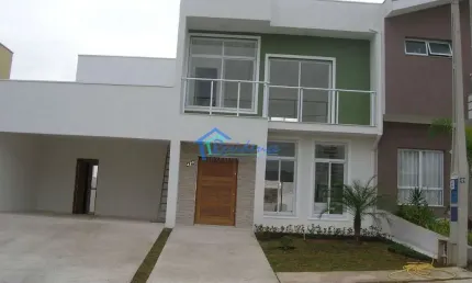 Sobrado com 3 suite a venda no condominio beira da mata