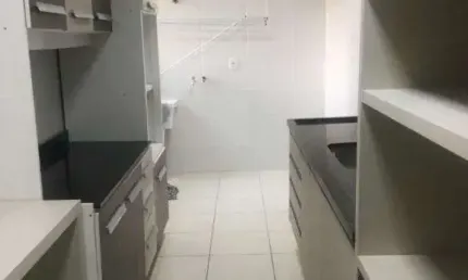 Apartamento com 2 dormitórios para alugar, 74 m² por R$ 2.764,11/mês - Residencial Ravenna - Indaia