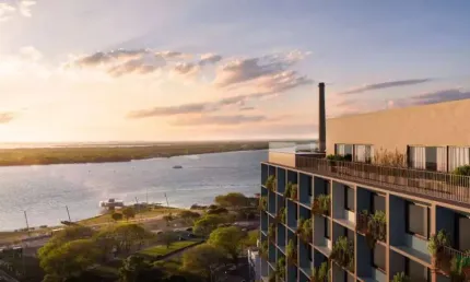 Lançamento no  Centro Histórico, Porto Alegre - AP2301