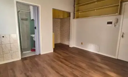 - kitnet / conjugados para venda,  Centro Histórico, Porto Alegre - KI2610