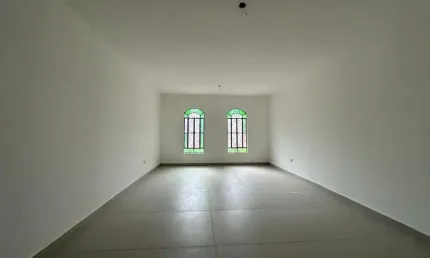 Casa com 4 quartos para alugar no Centro, Taubaté 