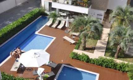 2 DormtSacada Churrasq Prédio c infra a 700 mt do Mar