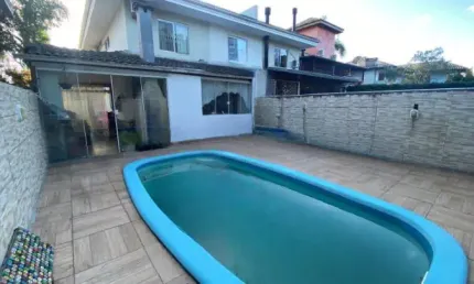 Casa 3 Dort  c 1 suíte.  Financiável com Piscina Campeche