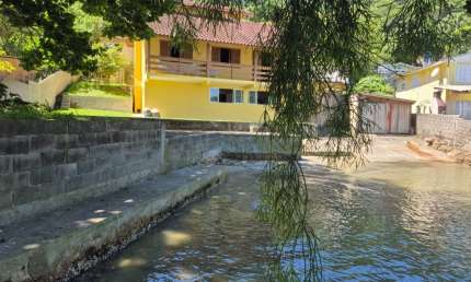 Pedacinhodo Paraíso Praia Privativa 300mt const terreno 740 mt