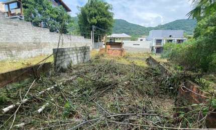 Terreno 450 Mt campeche Rua s/saida Local Tranquilo