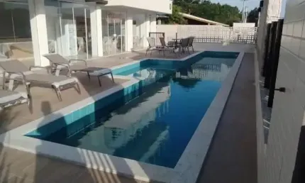 Cobert.  2 Dort. 2 vagas  com 138 Mt e a 1.4 Km da Praia