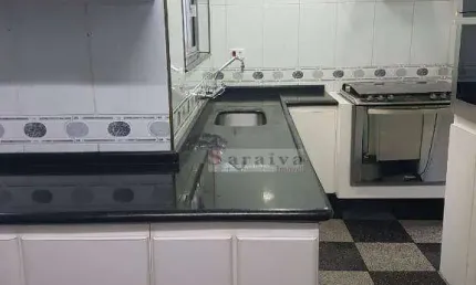 Sobrado com 4 dormitórios à venda por R$ 850.000,00 - Paulicéia - São Bernardo do Campo/SP