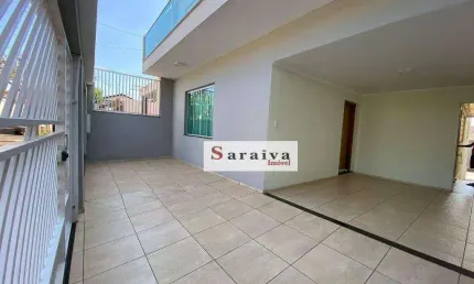 Sobrado com 5 dormitórios à venda, 500 m² por R$ 500.000,00 - Centro - Itapuí/SP