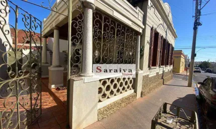 Casa com 3 dormitórios à venda, 185 m² por R$ 550.000,00 - Centro - Itapuí/SP