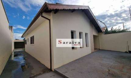Casa com 3 dormitórios à venda por R$ 390.000,00 - Vila Brasil - Pirassununga/SP