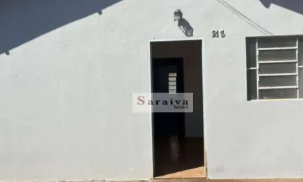 Casa com 2 dormitórios para alugar, 100 m² por R$ 850,00/mês - Jardim Maria Rosário  - Itapuí/SP