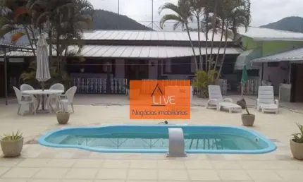Live vende: Casa com 3 quartos piscina, 506 m² por R$ 630.000 - Engenho do Mato - Niterói/RJ
