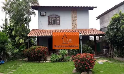 Casa com 4 dormitórios à venda, 360 m² por R$ 920.000,00 - Piratininga - Niterói/RJ