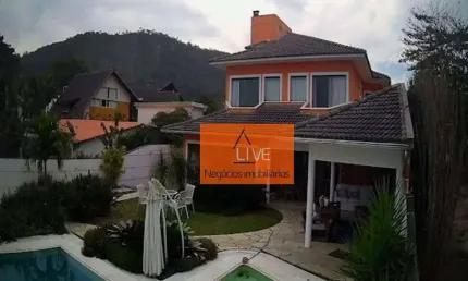 LIVE VENDE: Excelente Casa com 7 dormitórios, beira-mar , pé na areia de Itacoatiara, 720 m² por R$ 6.000.000 - Itacoatiara - Niterói/RJ
