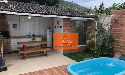 Live vende - Casa com 3 dormitórios à venda, 166 m² por R$ 870.000 - Piratininga - Niterói/RJ