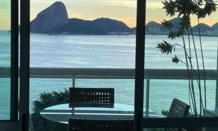 Live Vende: Apartamento com 4 quartos, 2 suítes, 3 vagas por R$ 1.960.000 - Boa Viagem - Niterói/RJ