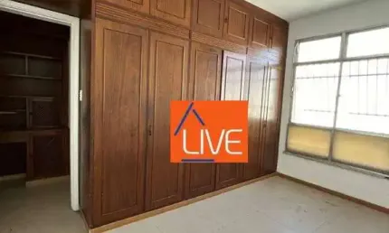 LIVE VENDE: Ótimo Apartamento com 4 quartos, suíte, vaga, quadra da Praia, 1 por andar,  161 m² por R$ 1.200.000 - Icaraí - Niterói/RJ