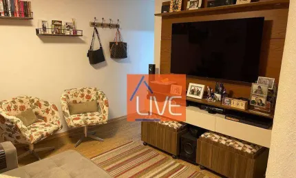 LIVE VENDE: Apartamento reformado 73m², 3 quartos 1 suíte , vaga.