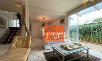 LIVE VENDE: Linda Casa com 3 quartos, sendo 1 suíte, em frente a Praia de Geribá, 150 m² por R$ 1.800.000 - Geribá - Armação dos Búzios/RJ
