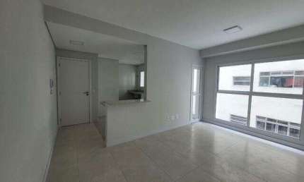 Vende-se apartamento 02 Dormitórios no bairro da Aparecida em Santos