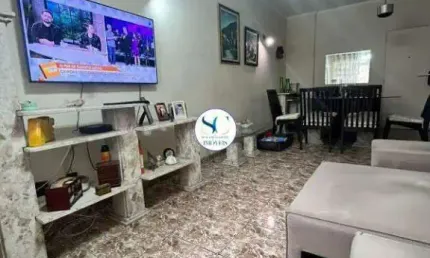 APARTAMENTO À VENDA, 2 dormitórios no bairro do Boqueirão em Santos
