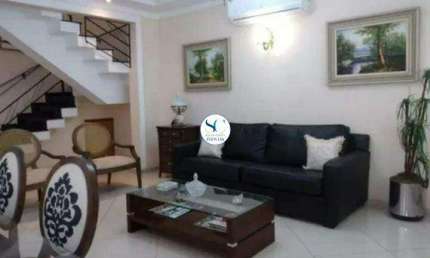 Casa para venda com 200 m² ,no bairro do Campo Grande em Santos/SP