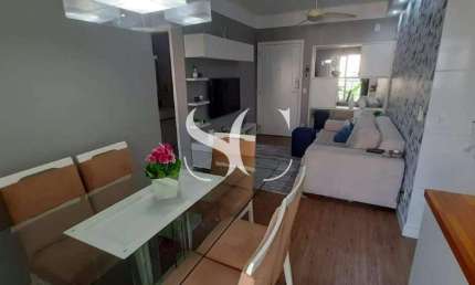 Vende-se apartamento de 02 dormitórios no bairro de Marapé em Santos