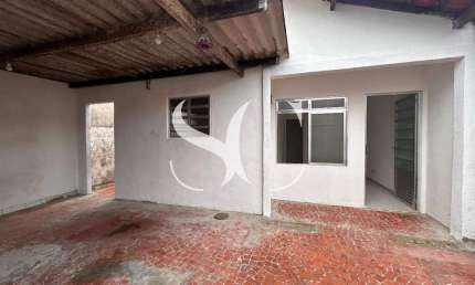 Vende-se casa de 03 dormitórios mais edícula no bairro de Samambaia na cidade de Praia Grande