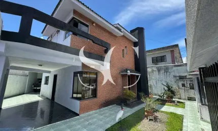 Vende-se: Oportunidade Imperdível no Guarujá! Casa Triplex + Loja Comercial - 348 m²