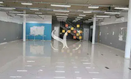 Aluga-se loja / salão / ponto comercial com 427m² no bairro de embaré em santos