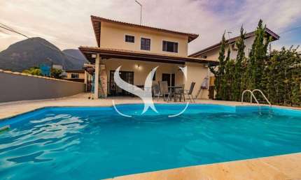 Vende-se casa de 03 dormitórios sendo 01 suíte no Condomínio Morada da Praia em Boraceia Bertioga
