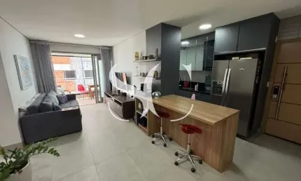 Vende-se apartamento de 02 dormitórios sendo 01 suíte no bairro de Aparecida em Santos
