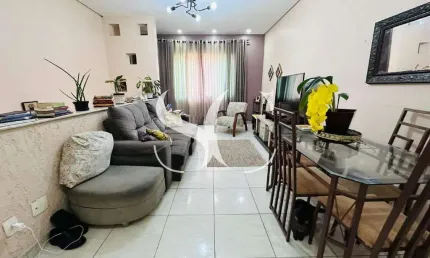 Vende-se casa Sobreposta Alta de 03 dormitórios no bairro do Marapé em Santos