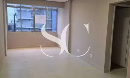 Vende-se apartamento de 02 dormitórios sendo 01 suíte no bairro de gonzaga em santos.