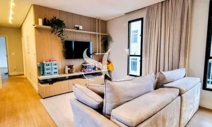 Vende-se cobertura duplex de 04 dormitórios sendo 03 suítes no bairrro de Embare em Santos
