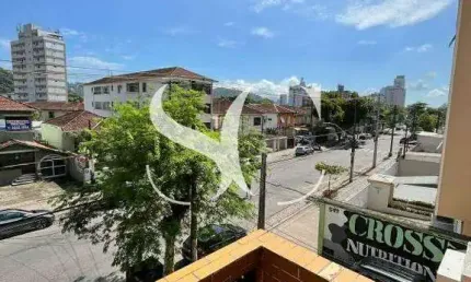 Vende-se apartamento espaçoso de 03 dormitórios sendo 01 suíte no bairro de campo grande em santos