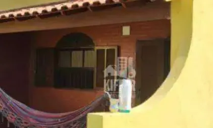 Casa a 100m da praia e 200m da lagoa – 2 quartos com varanda e área externa – cordeirinho/maricá