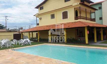 Kiffer Imóveis Vende: Casa com Piscina, 5 Quartos e Espaço Gourmet – 880m² em Itaipuaçu!