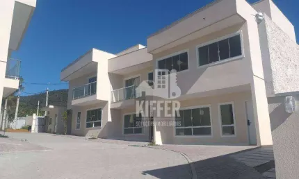 Casa em Condomínio Fechado com 3 Suítes e Lazer – Financiamento e FGTS – Região Oceânica