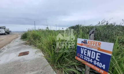Terreno a 50m da praia em Itaipuaçu – 600m² plano, Maricá/RJ