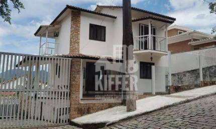 Casa com 2 dormitórios à venda, 177 m² por R$ 520.000,00 - Flamengo - Maricá/RJ