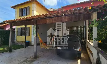 Casa Duplex com 3 Quartos, Suíte, Quintal Amplo e Edícula – Oportunidade em Bairro Residencial