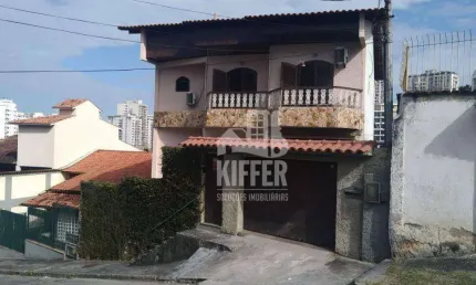 Casa com 3 quartos à venda na Rua Maricá, 93, Icaraí, Niterói